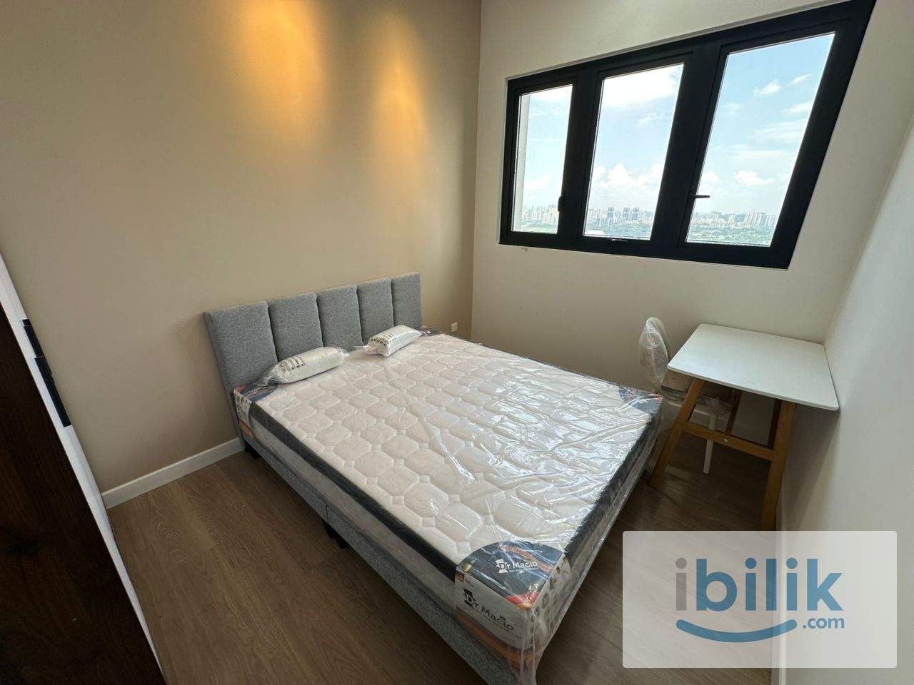 📍Skyline Pudu 🚉Connected to LRT 🌟Middle Room with Private Bathroom for rent  - Image 1