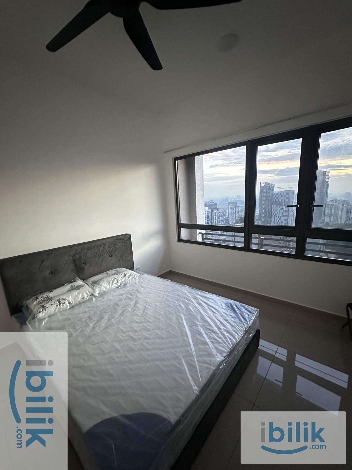 Master room at D’Erica Residences - Image 4