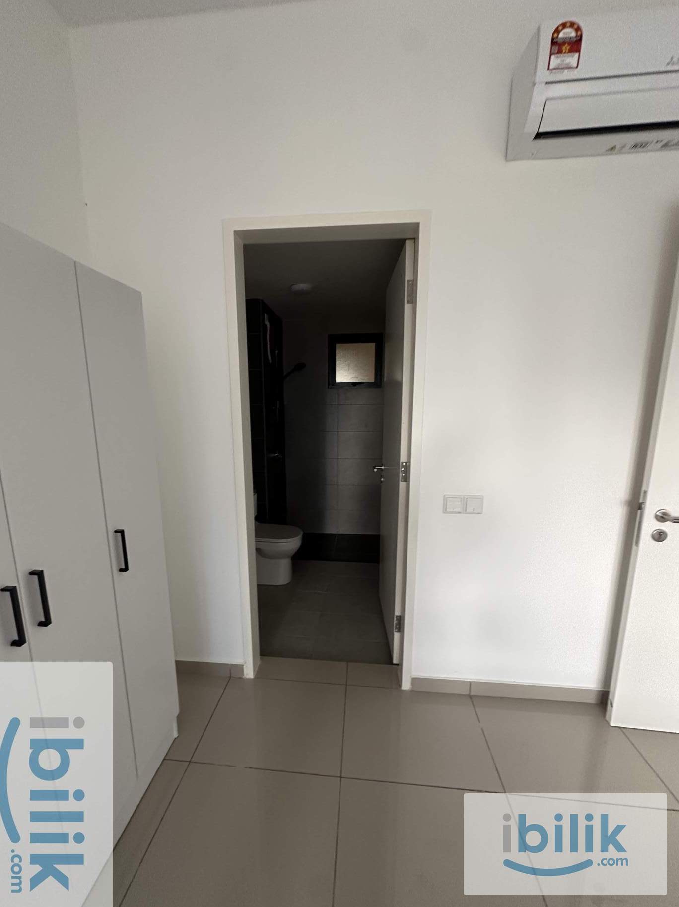 Master room at D’Erica Residences - Image 5