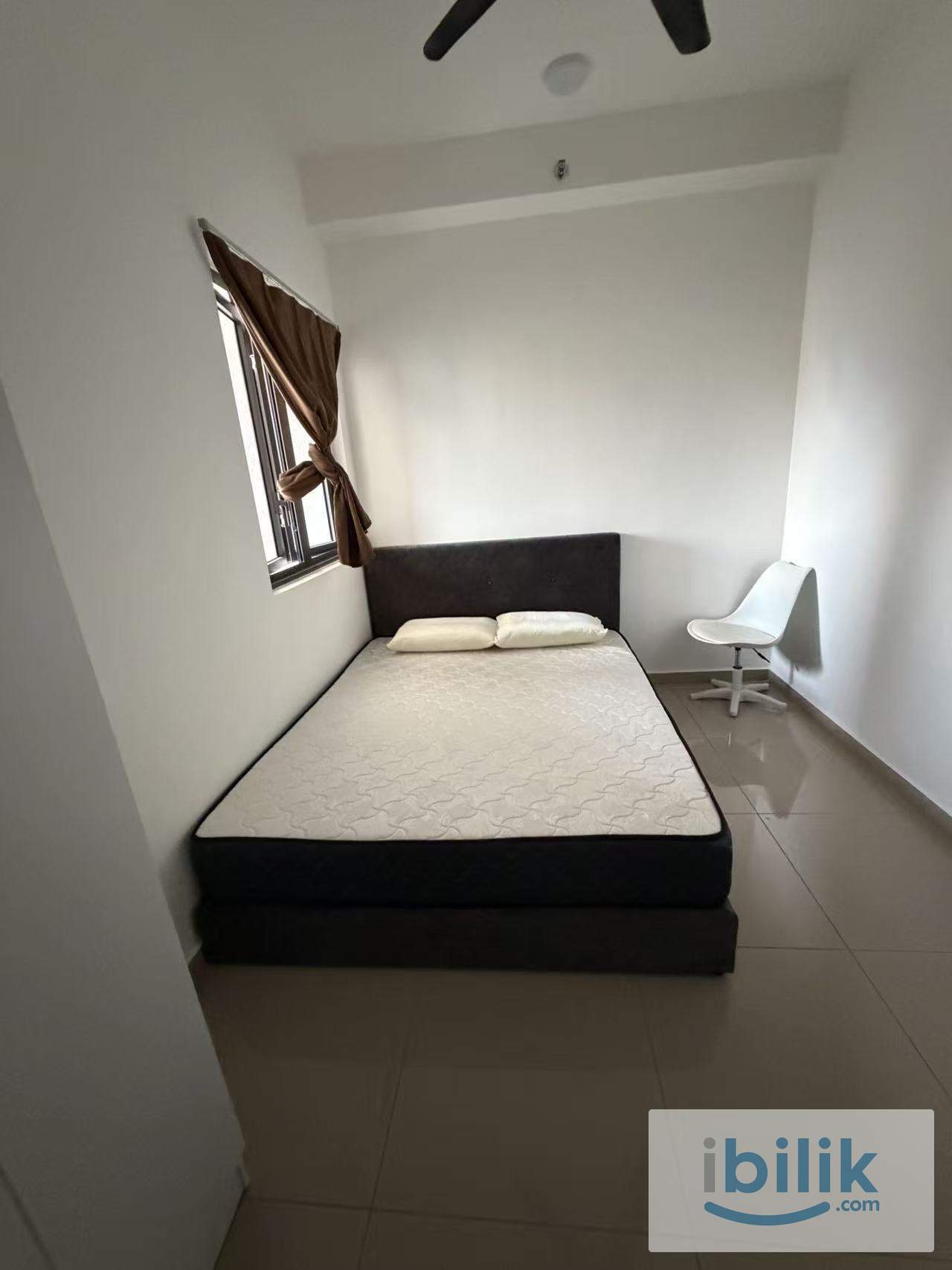 D’Erica Residences ,Middle Room at Damansara Perdana, Petaling Jaya - Image 3