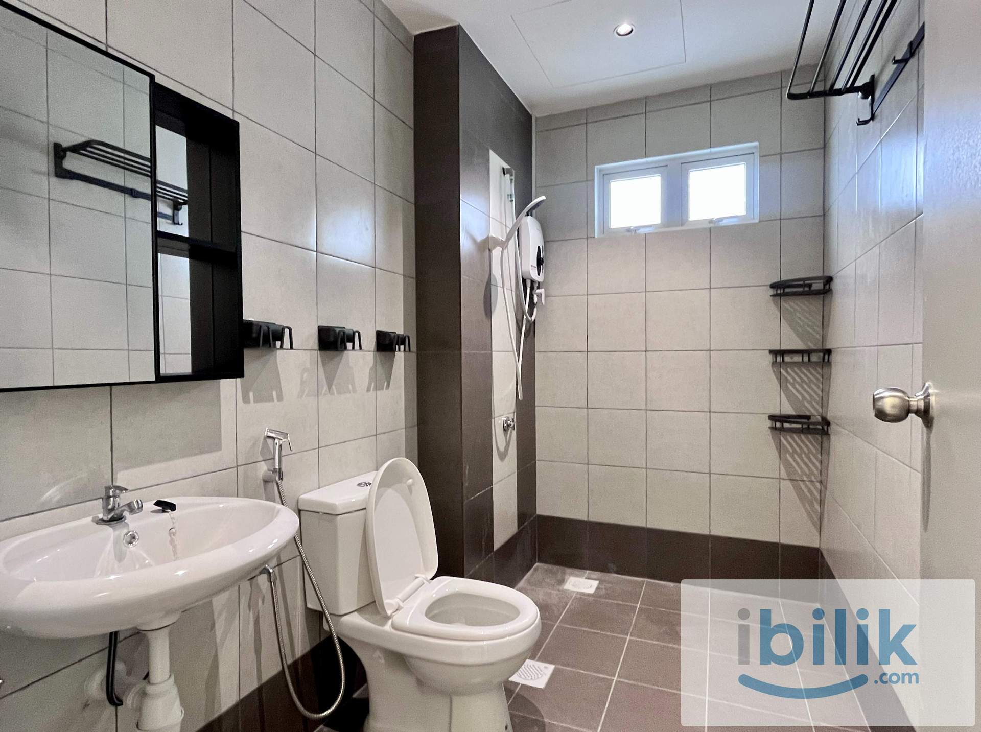 Room Rent (New Fully Furnished) | Study Room | JB Town City Area | Suitable worker | ‼️0 Agent fees‼️ - Image 3