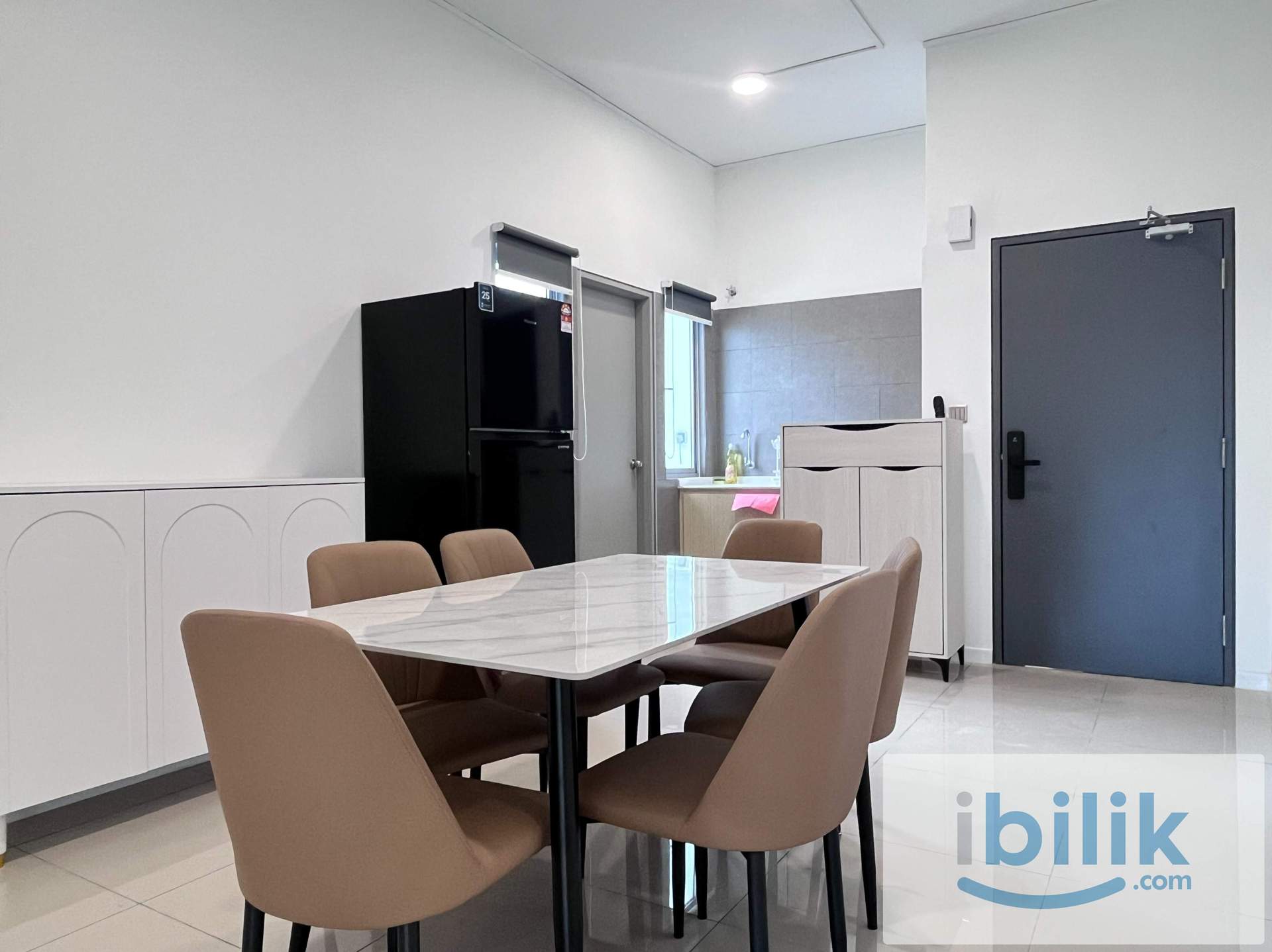 Room Rent (New Fully Furnished) | Middle Room | JB Town City Area | Suitable worker | ‼️0 Agent fees‼️ - Image 6