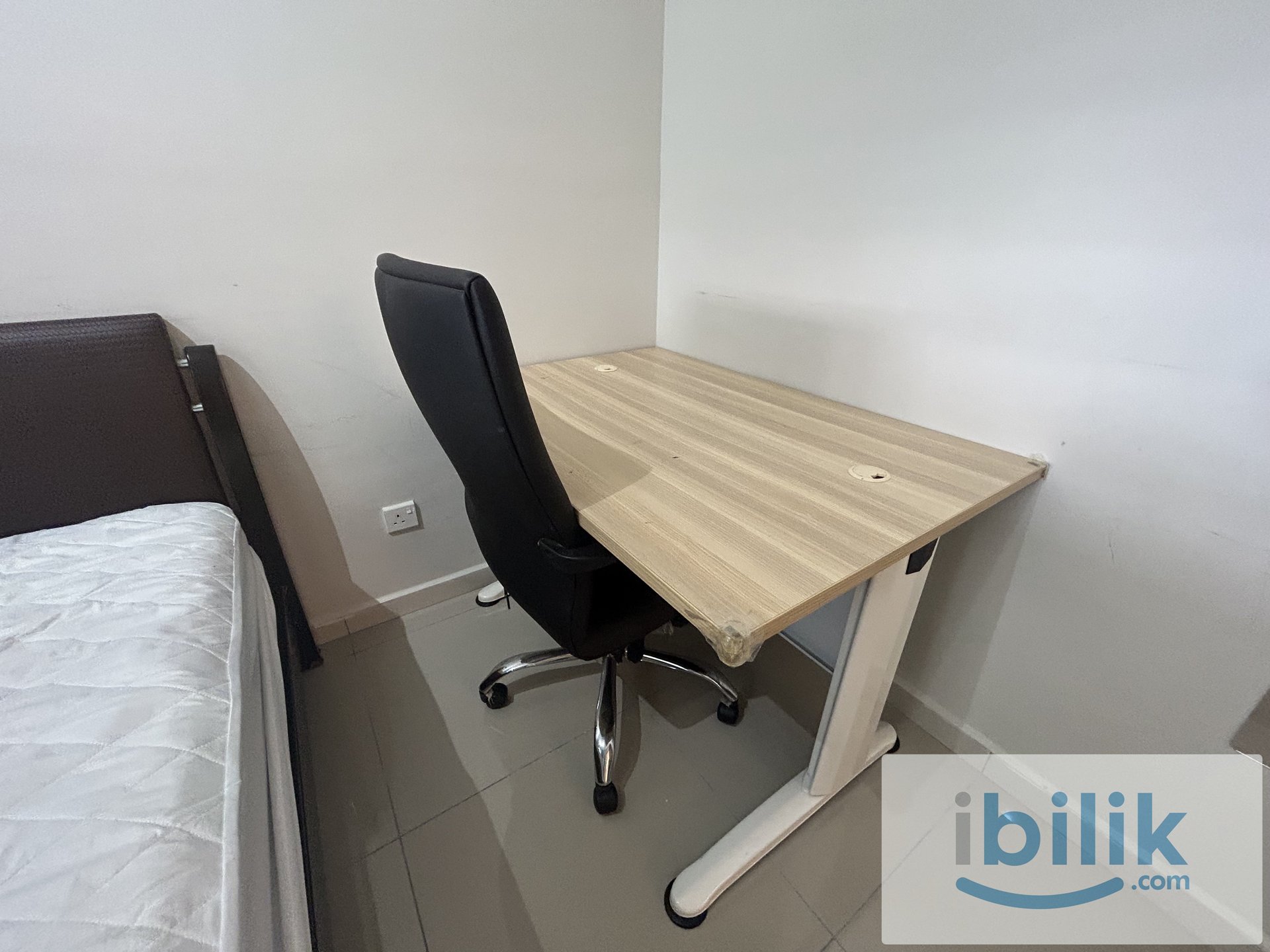 Senzvilles Condo Private Room Fully Furnished For Rent at Sungai Ara - Image 3