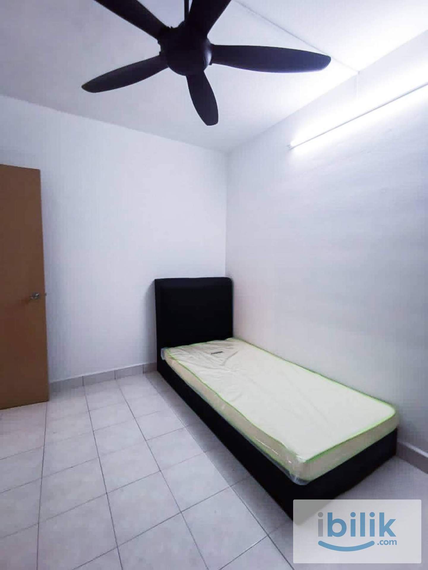 1 Month Deposit Only! RM400 Single Room Flora Damansara - Image 3