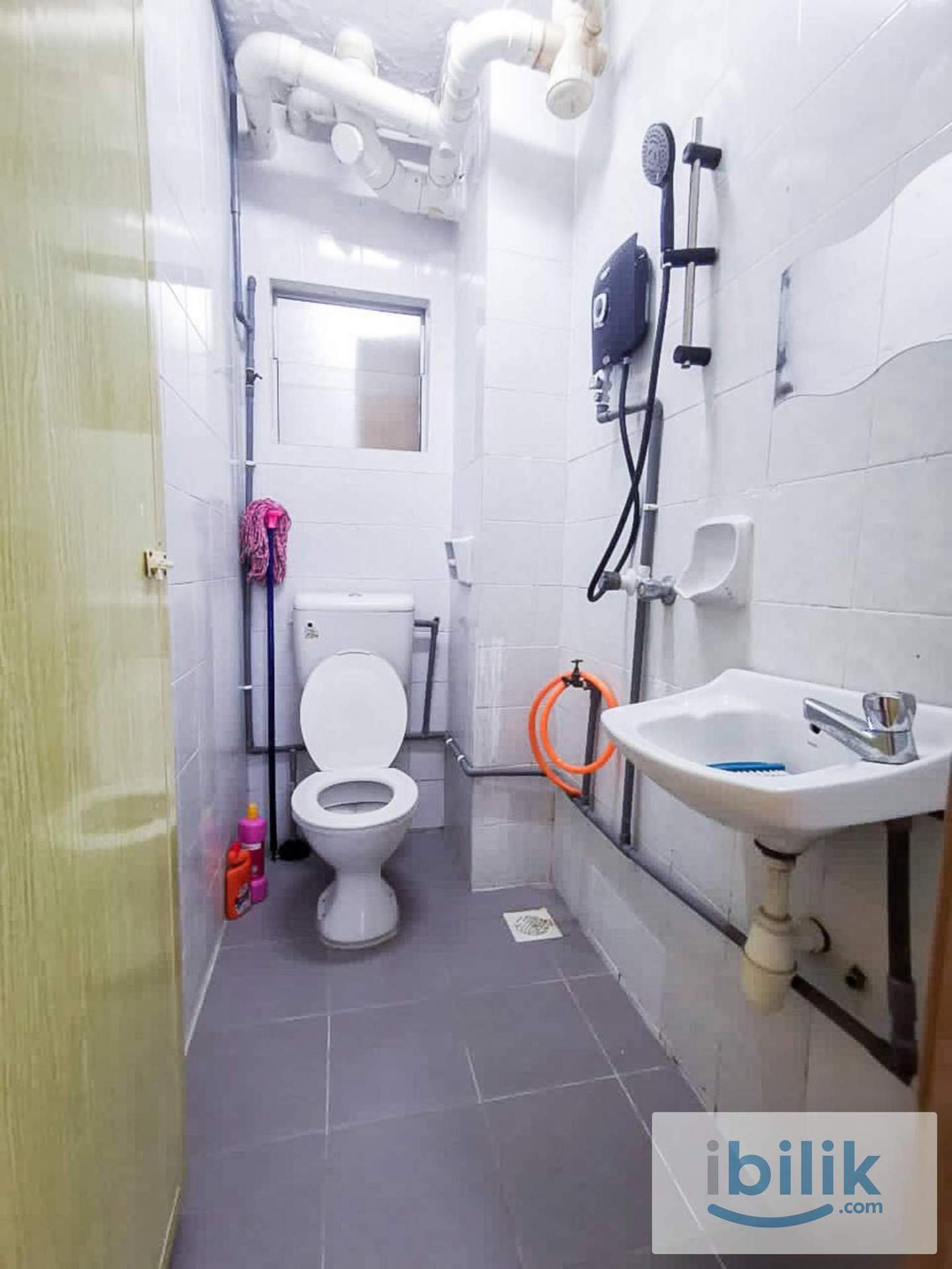 1 Month Deposit Only! RM400 Single Room Flora Damansara - Image 4