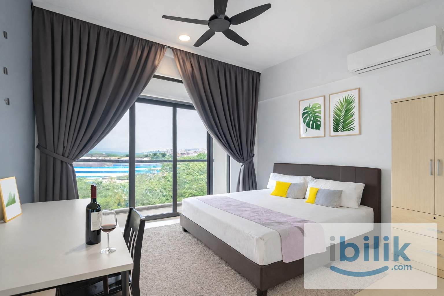 🌟 Cozy Balcony Room with Stunning View @ Icon City, Perai 🏡 - Image 1