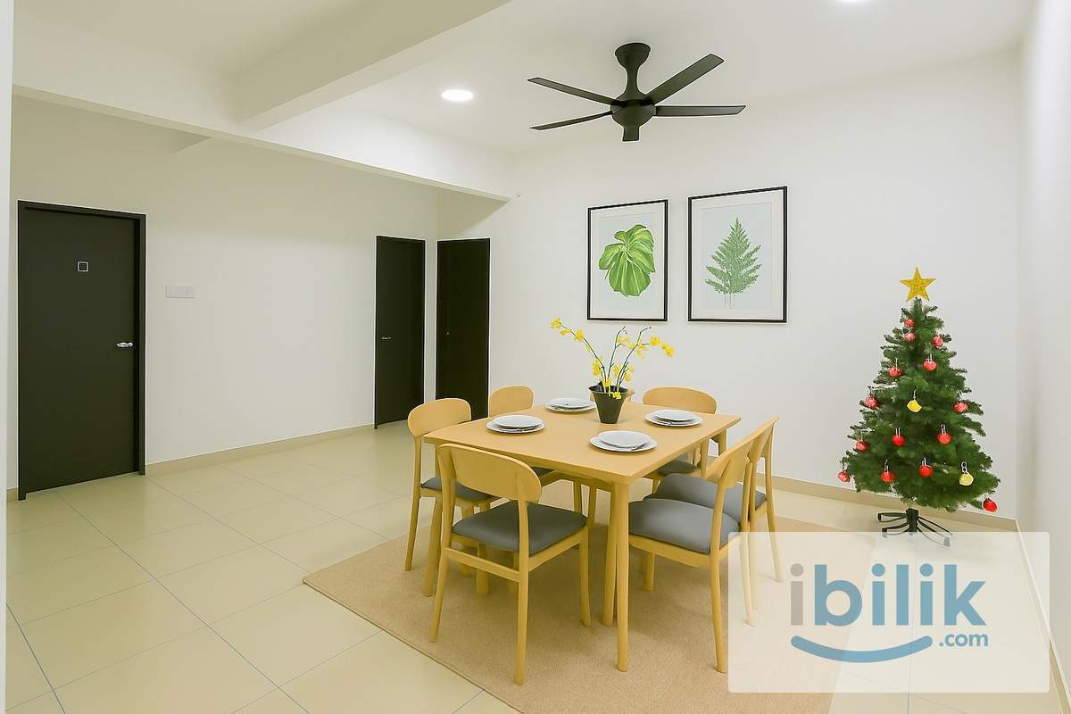 🌟 Cozy Balcony Room with Stunning View @ Icon City, Perai 🏡 - Image 3