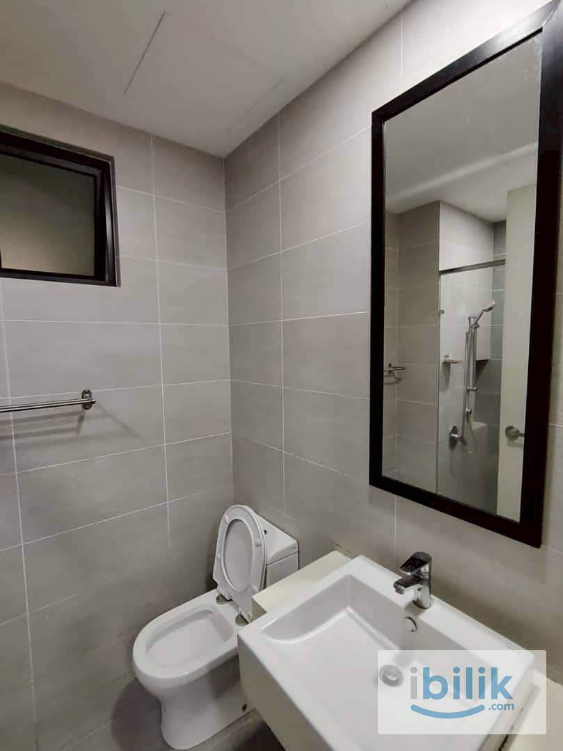 Petalz Residences @Old Klang Road BALCONY ROOM - Image 3