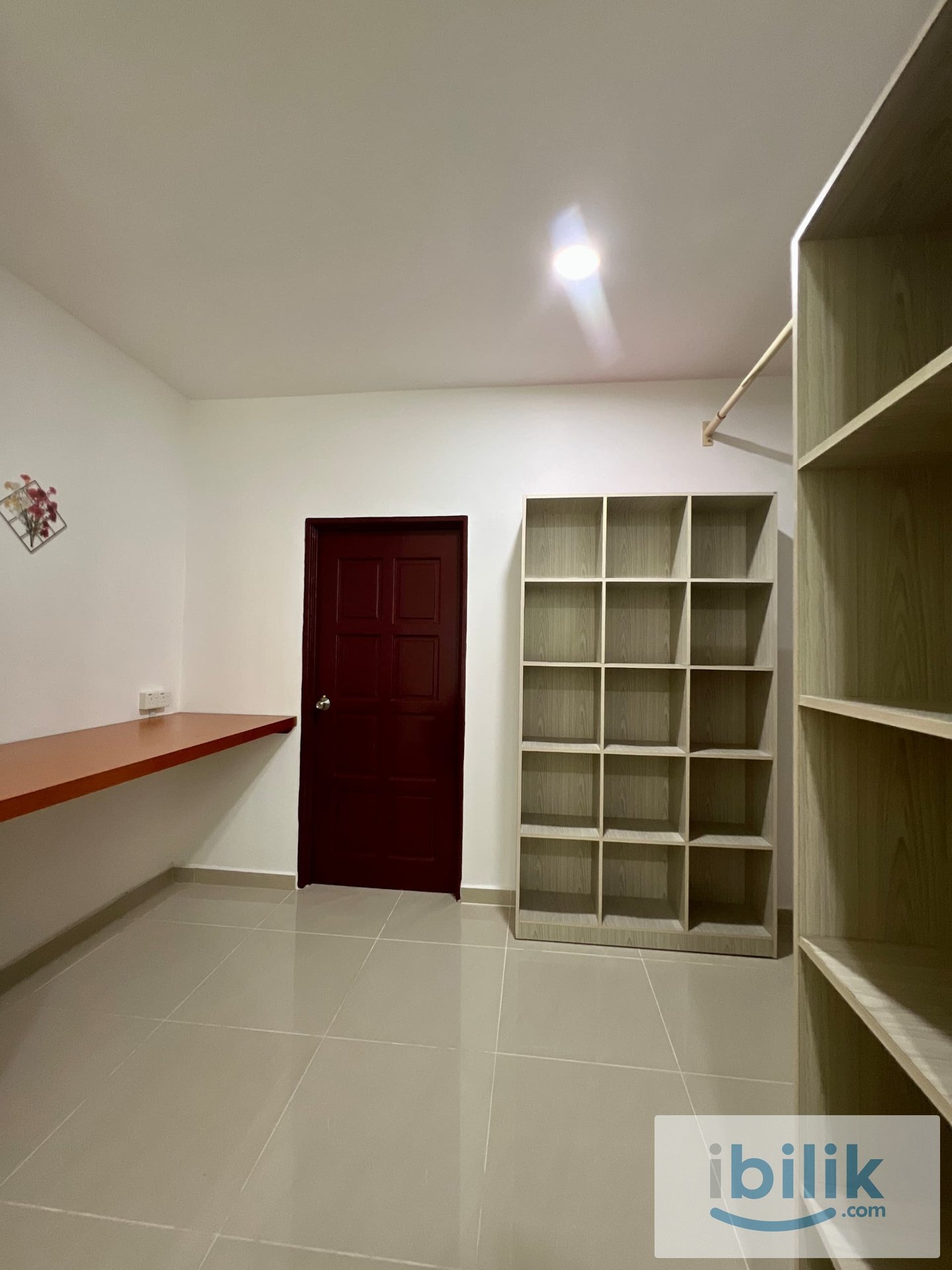 Second Room - Image 6
