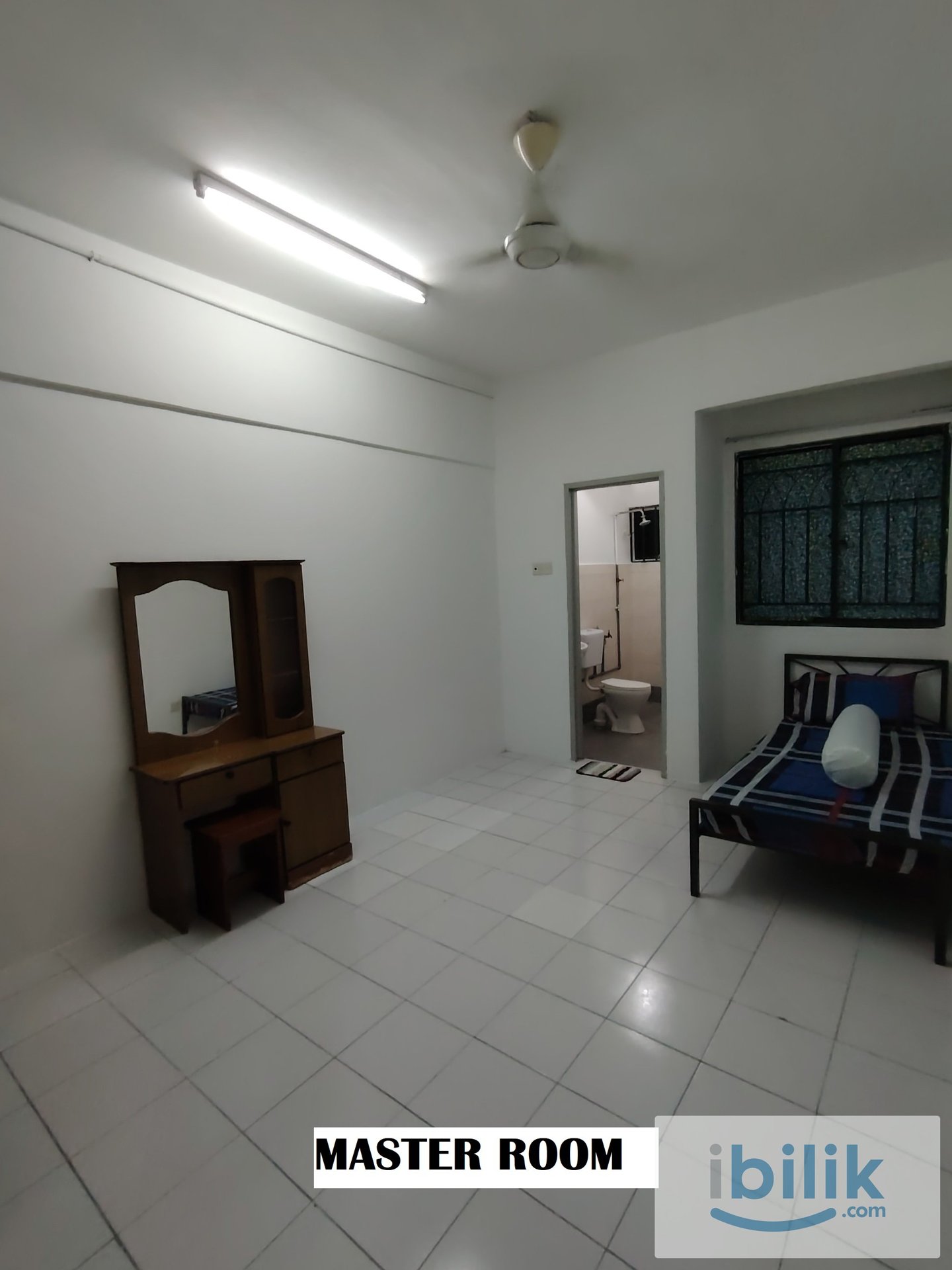 Full Furnished Master Room - Private bathroom in Vista Bayu Apartment, Klang - Image 2