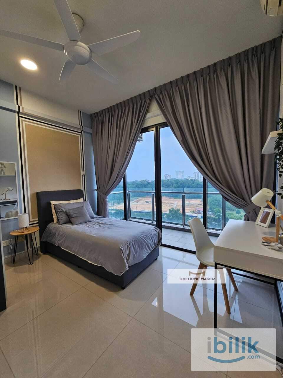 Middle room for rent - Image 1
