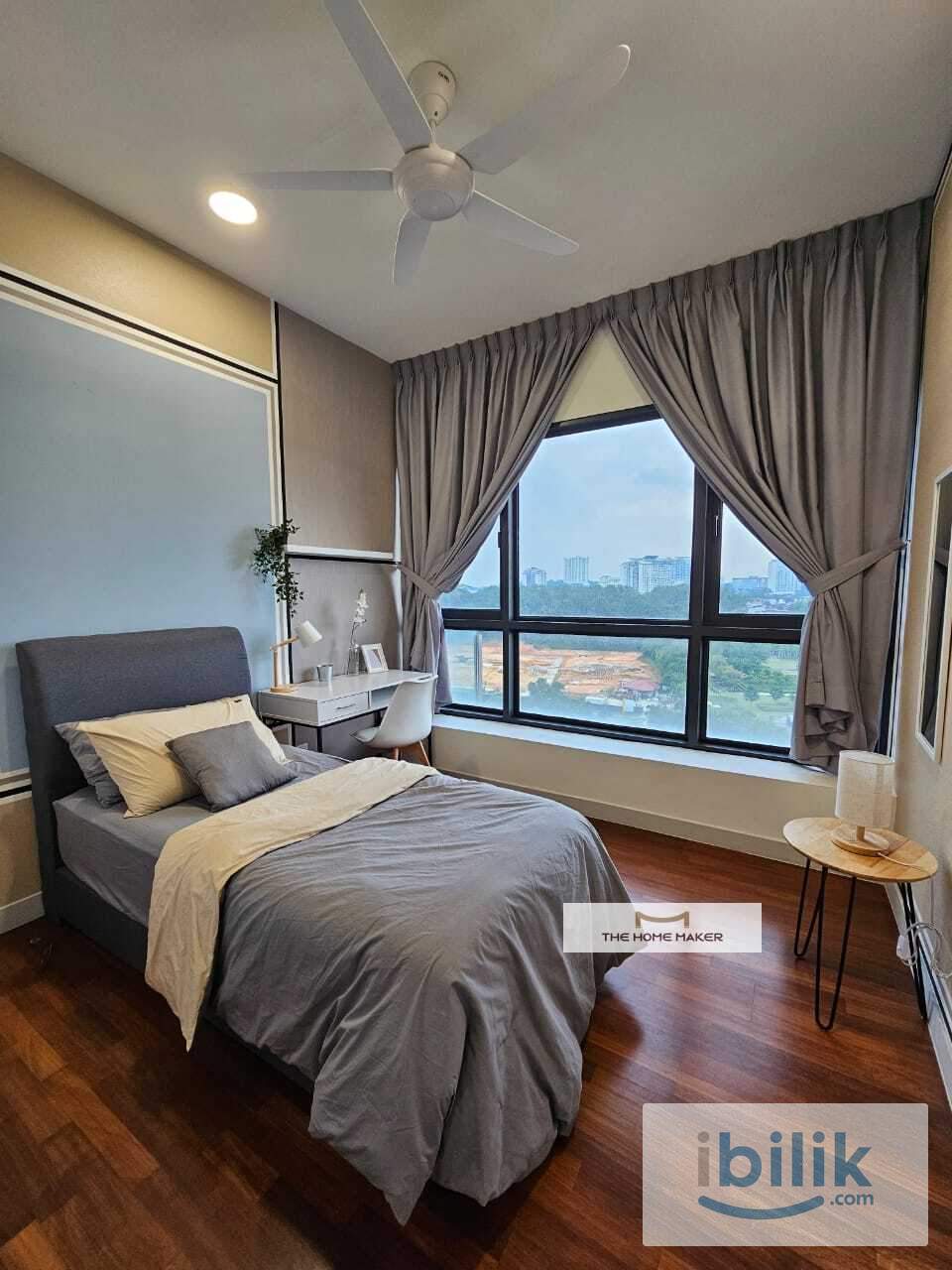 Middle room for rent - Image 1