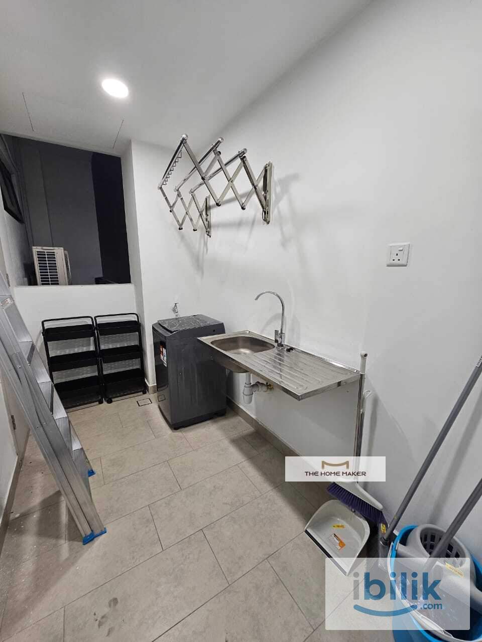 Middle room for rent - Image 7