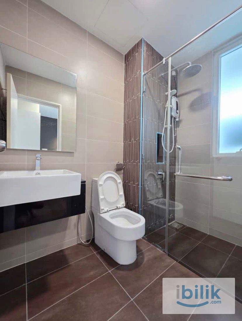 Master room for rent - Image 7