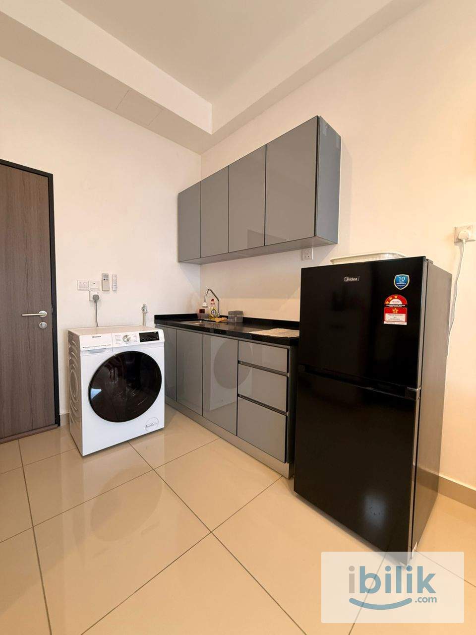 Studio for rent - Image 5