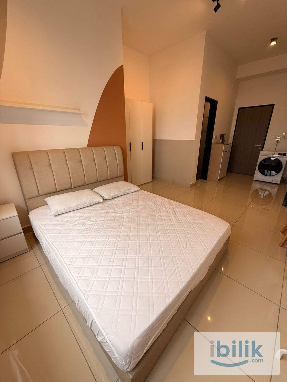 Studio for rent - Image 3