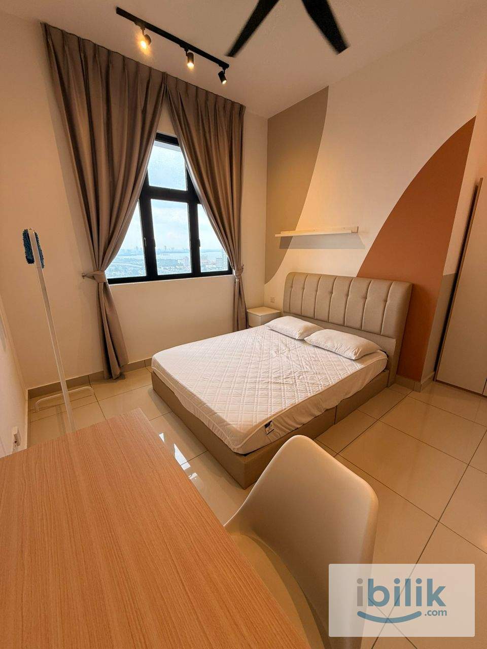Studio for rent - Image 1