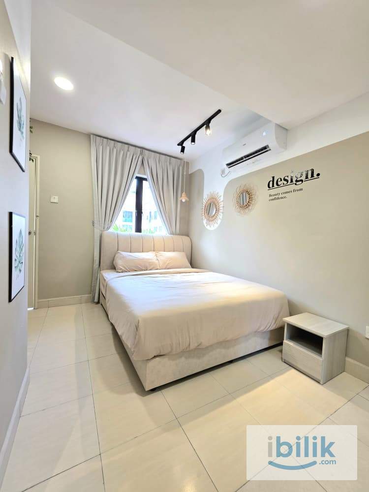 Balcony room for rent in Polo Park - Image 1