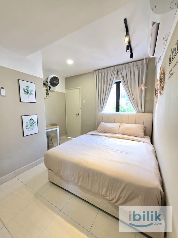 Balcony room for rent in Polo Park - Image 2
