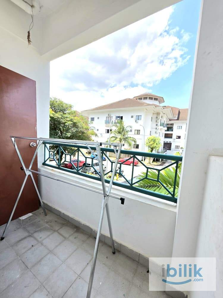 Balcony room for rent in Polo Park - Image 4