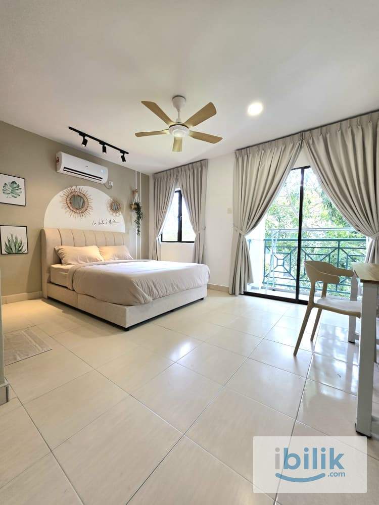 Master room for rent in Polo Park - Image 3