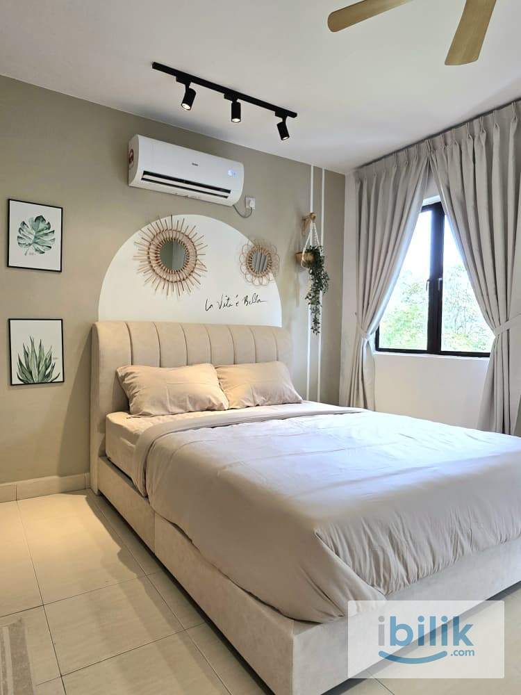 Master room for rent in Polo Park - Image 1