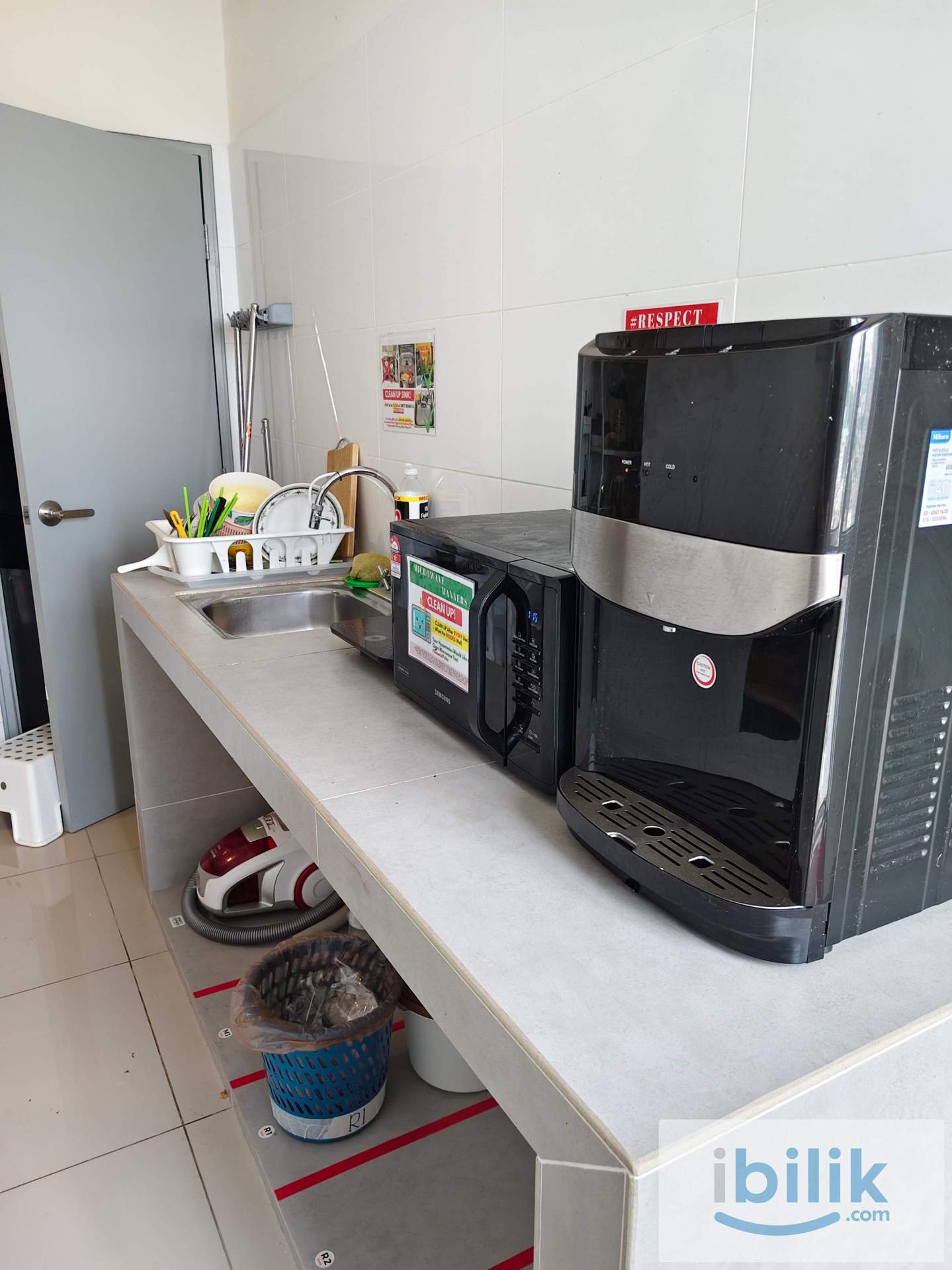 Nice Fully furnished Middle room for rent near Bandar Utama MRT - Image 2
