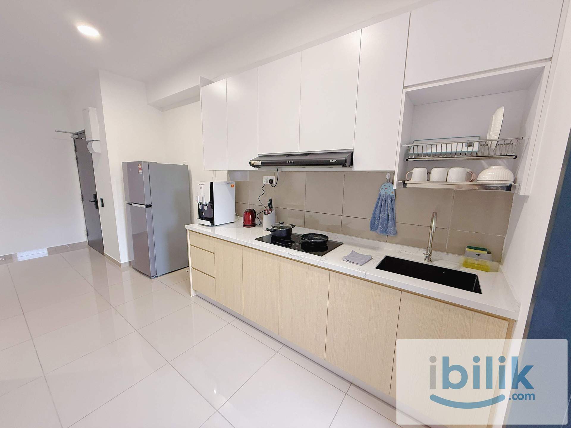 🏠FULLY FURNISHED😱 PREMIUM QUEEN ROOM! 5MINS TO MUTIARA DAMANSARA 🏙️ - Image 7