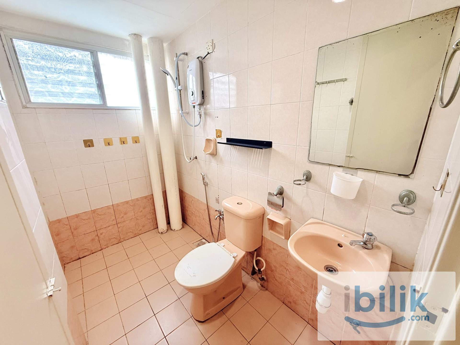 🏡 MASTER ROOM FOR MIX GENDER HOUSE IN BINTANG MAS CHERAS😍 5MINS WALK TO LRT CHERAS 🚝 - Image 9