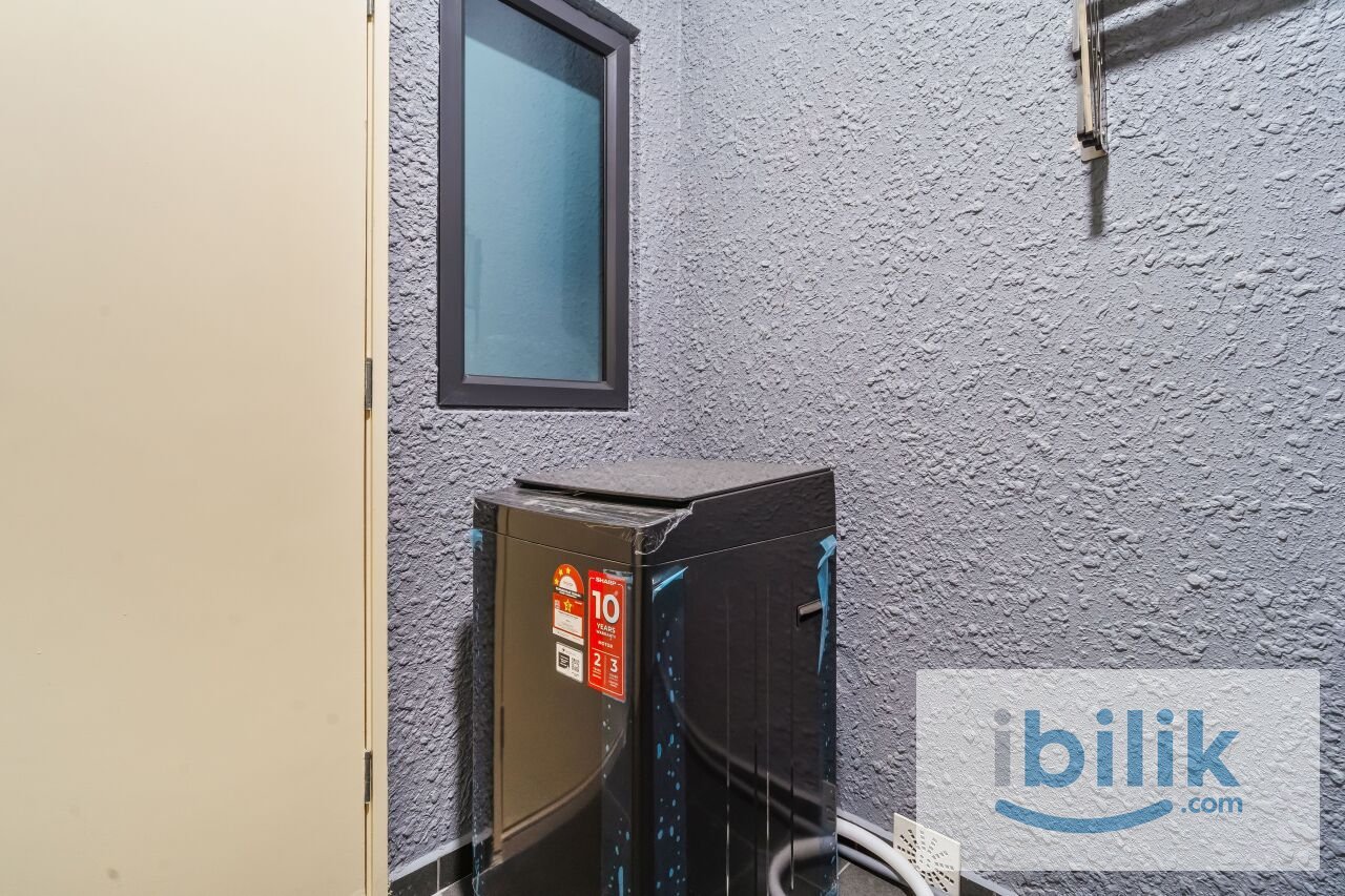 Fully furnished, walkable to MRT, premium ID - Image 5