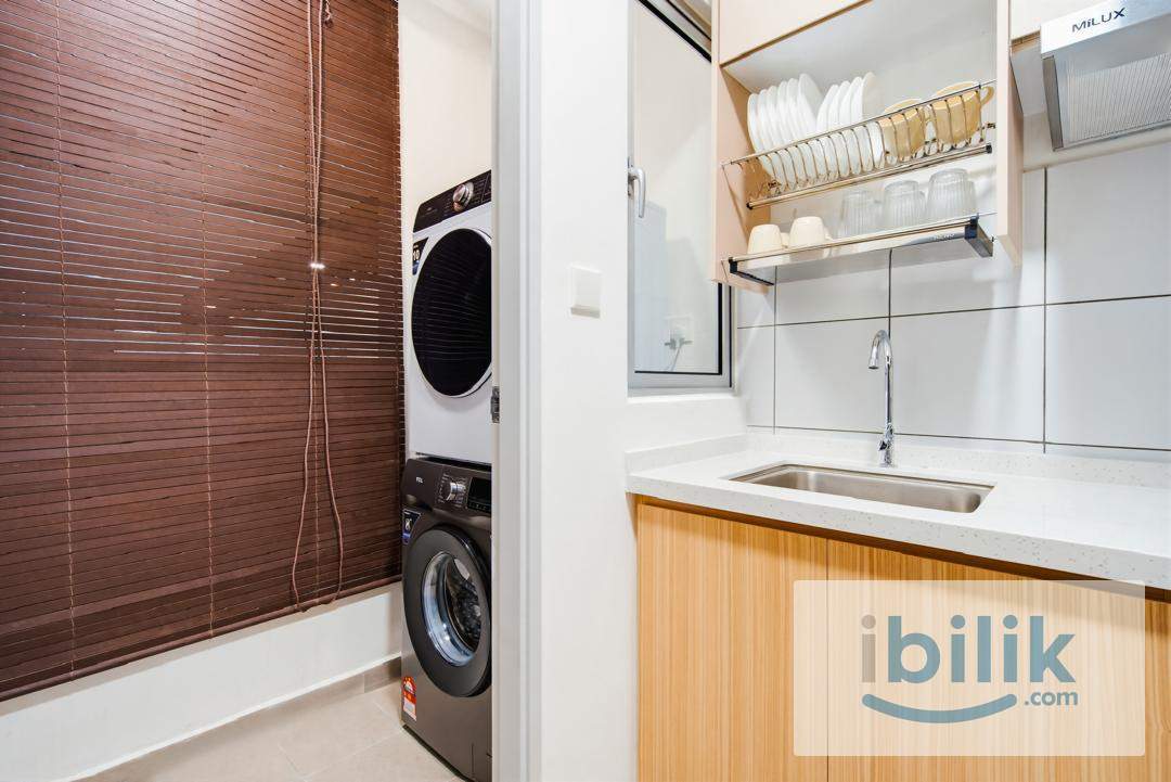 Sinfle room, female, muslim friendly, fully furnished - Image 6