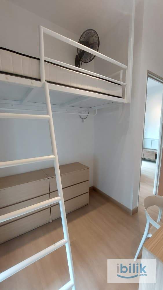 Single Room at The Grand SS15 - Image 1