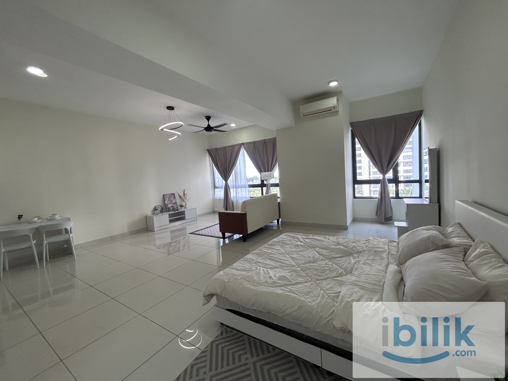  Minimalist & Spacious Studio with attached bathroom to let - Image 5