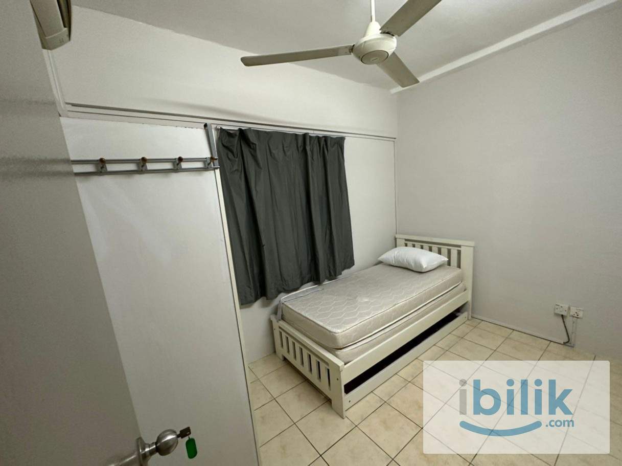 Room At Angkasa Condo - Image 1