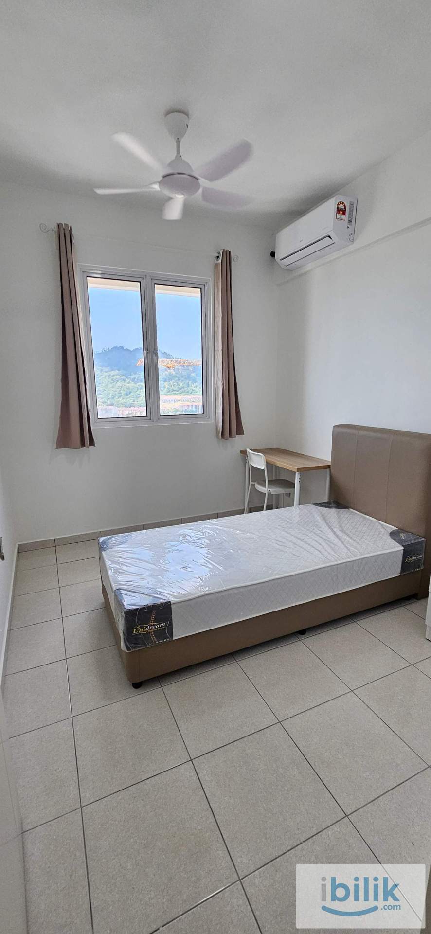  Middle Room for rent @ Havana Residence - Image 1