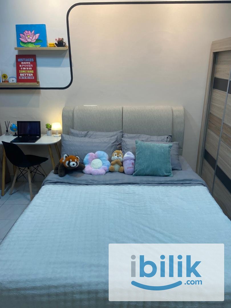 7 min walk to LRT Ara Damansara Medium Room at Pacific Place Evolve Concept Mall, Jaya Grocer, LRT Kelana Jaya Line, LRT - Image 5