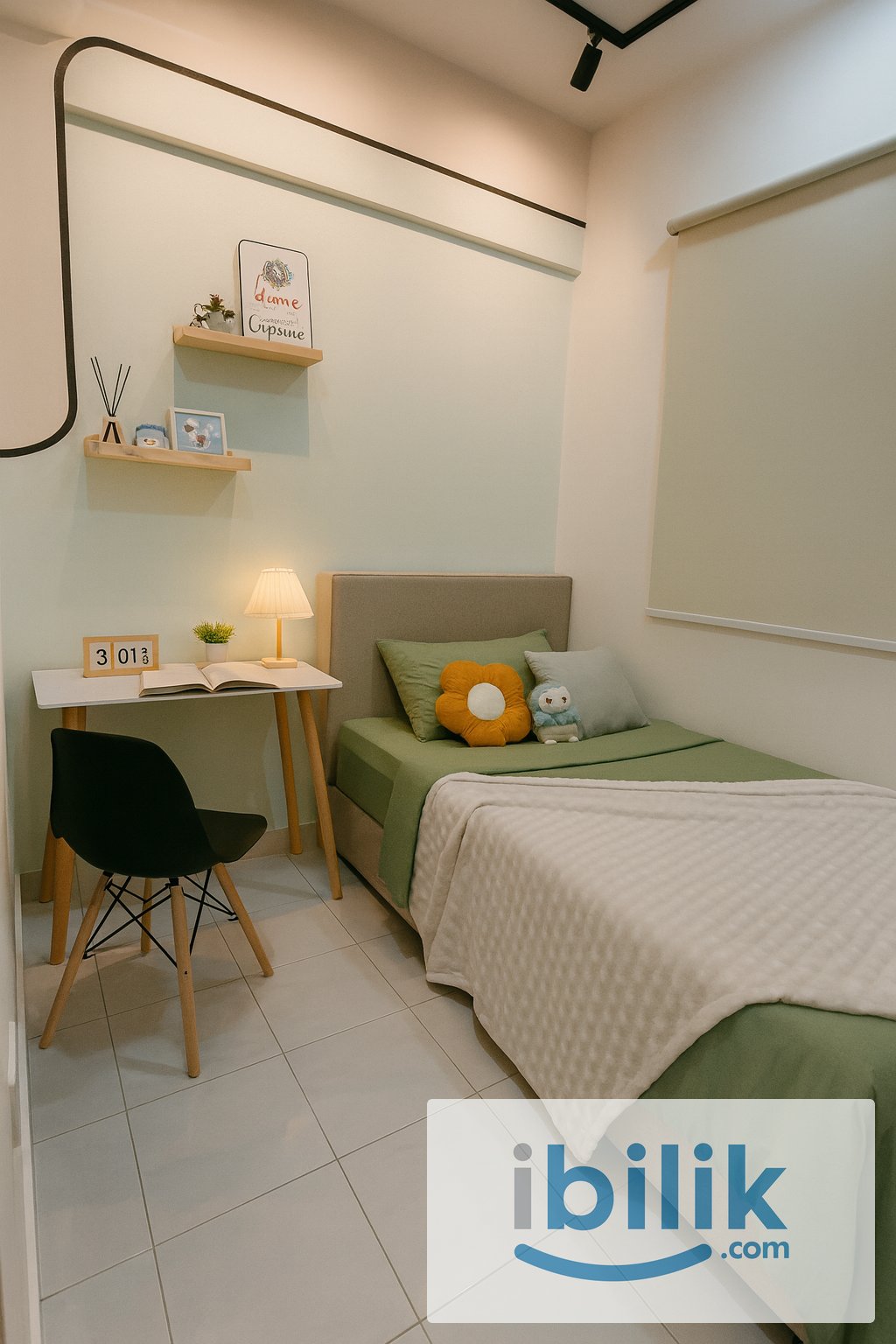 7 min walk to LRT Ara Damansara Medium Room at Pacific Place Evolve Concept Mall, Jaya Grocer, LRT Kelana Jaya Line, LRT - Image 1