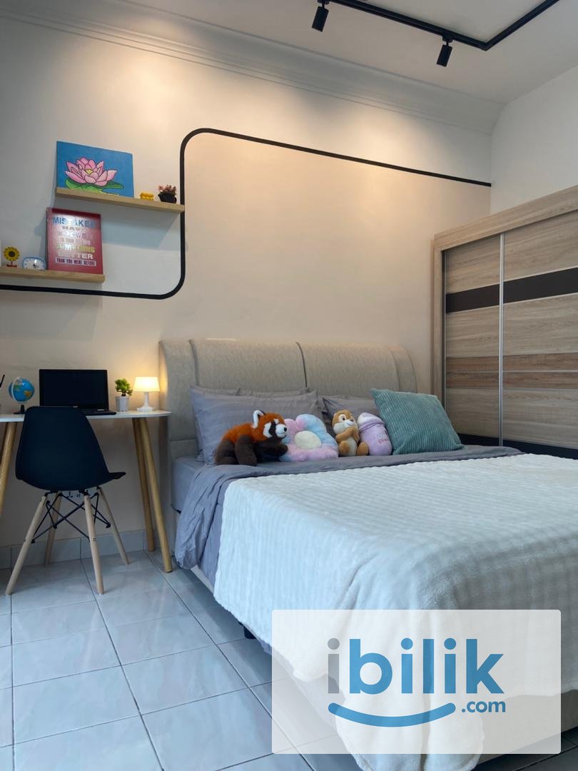 7 min walk to LRT Ara Damansara Medium Room at Pacific Place Evolve Concept Mall, Jaya Grocer, LRT Kelana Jaya Line, LRT - Image 7