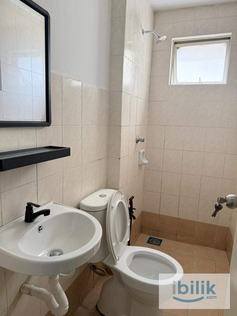 SMALL ROOM - FREE WIFI CASA SUBANG USJ 1 - Image 9