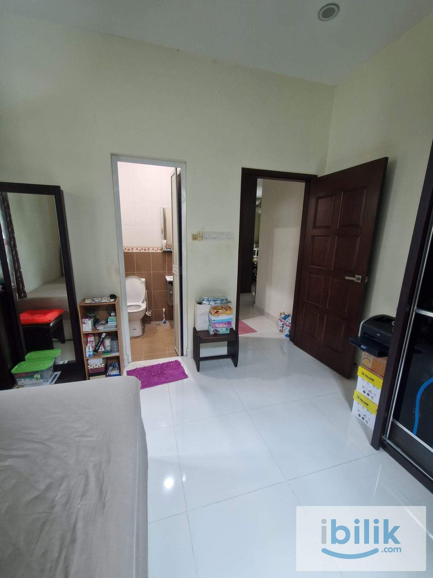 Middle Room at Bukit Gelugor - Image 4