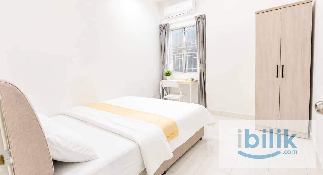 MINIMALISTIC Middle Room BUTTERWORTH | PRAI - Image 1