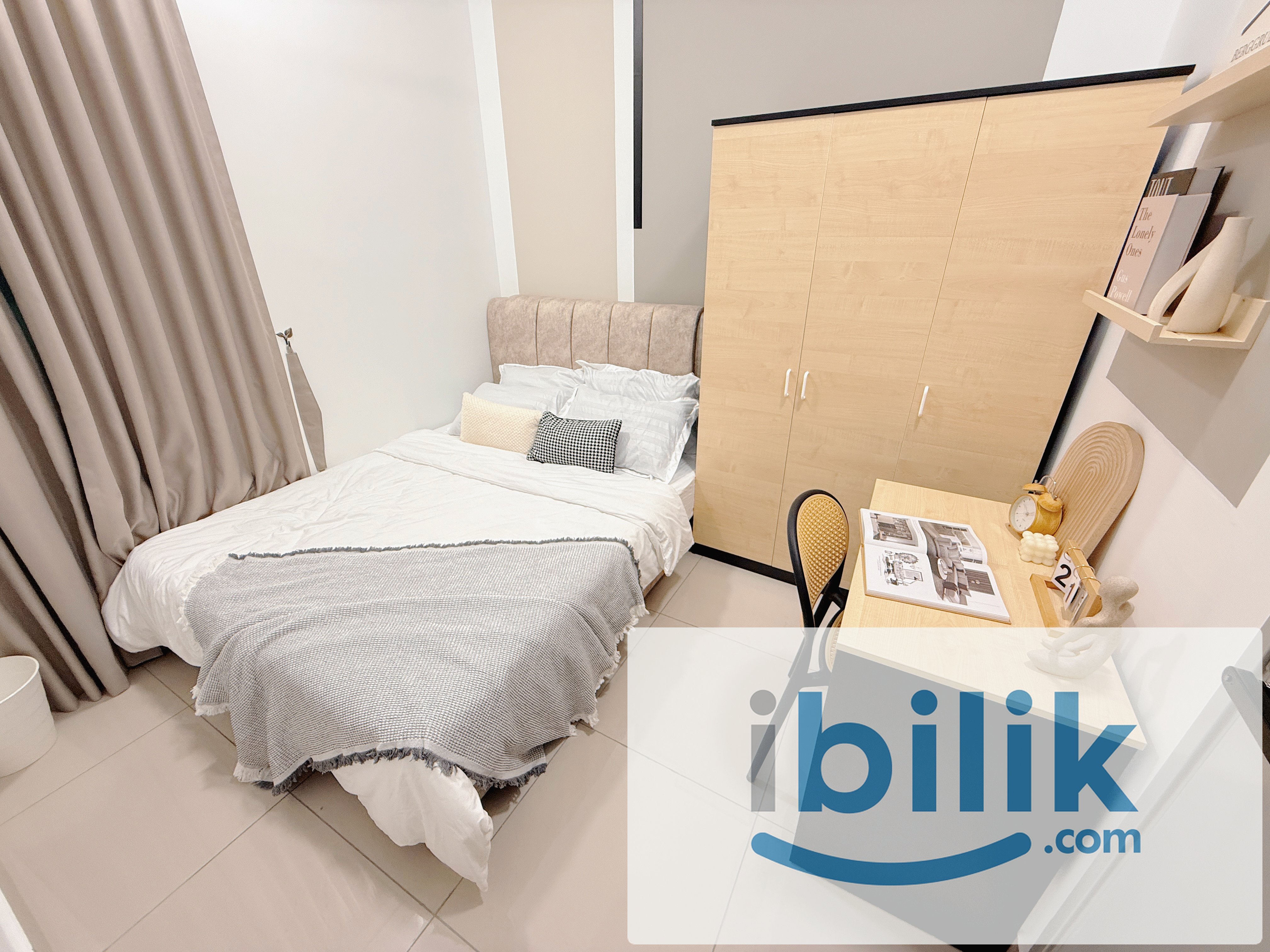 Premium Middle Room for Rent (Mixed Unit) - Razak City Residences, Sungai Besi - Image 1