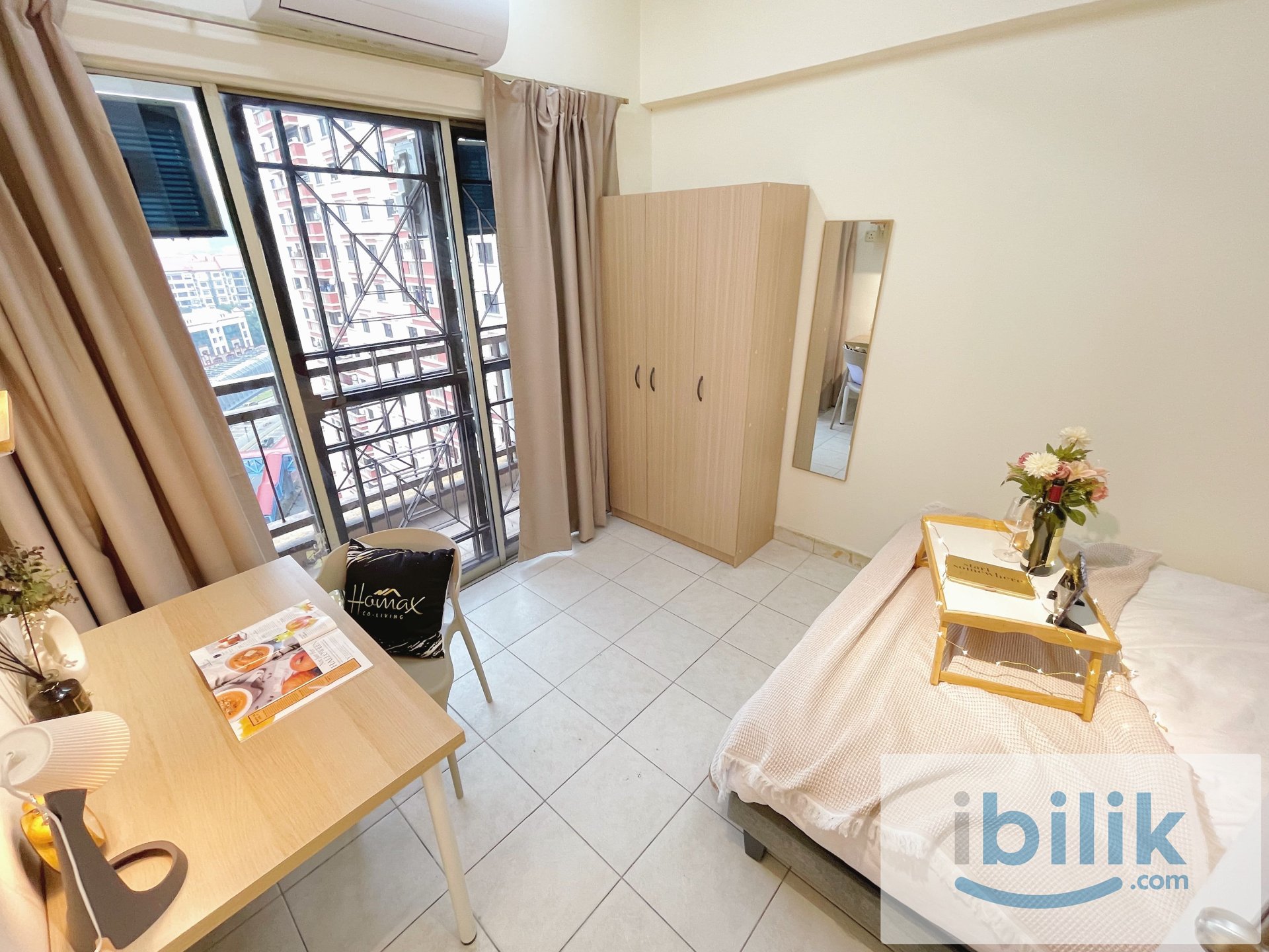 Premium Stylish Balcony Queen Room for Rent (Mixed Unit) - Pelangi Damansara Apartment, Kota Damansara  - Image 1
