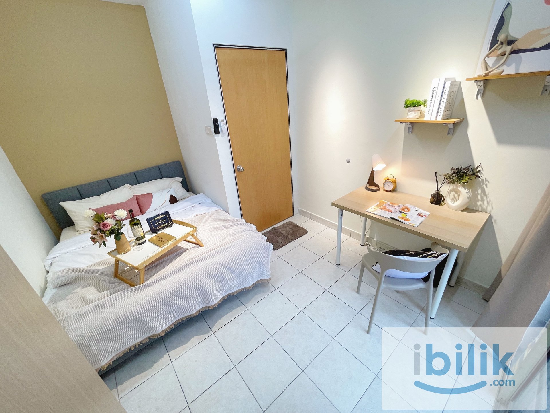 Premium Stylish Balcony Queen Room for Rent (Mixed Unit) - Pelangi Damansara Apartment, Kota Damansara  - Image 3