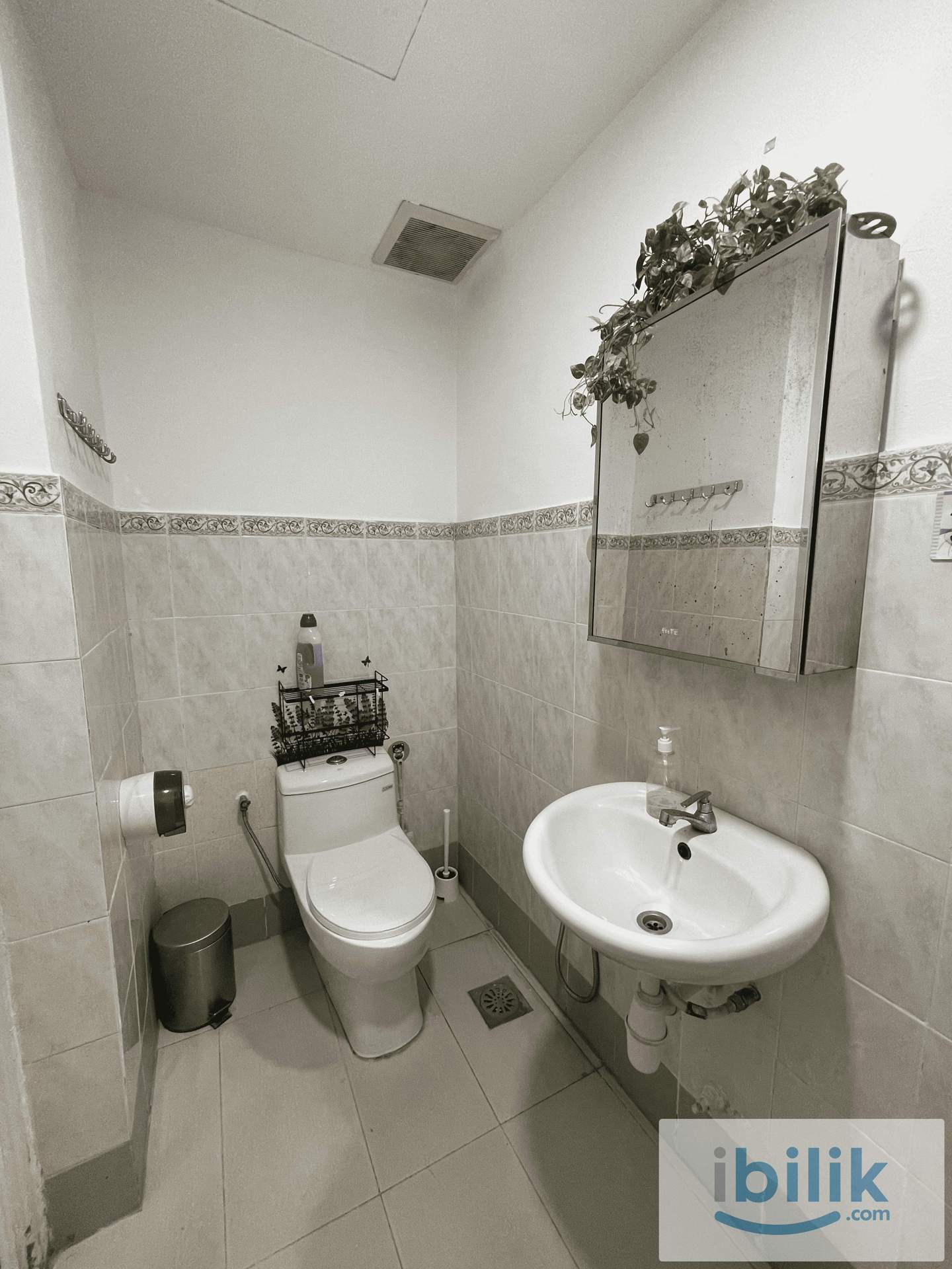 Exclusive Female Unit - Premium Stylish Middle Room for Rent - Pelangi Damansara Apartment, Kota Damansara  - Image 6