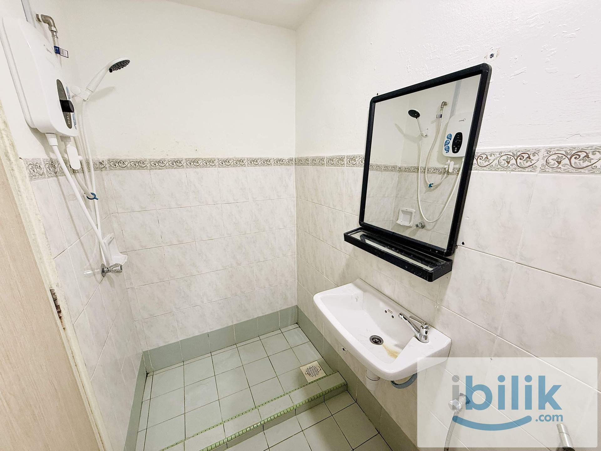 Premium Stylish Single Room for Rent (Mixed Unit - Block H) - Pelangi Damansara Apartment, Kota Damansara  - Image 5