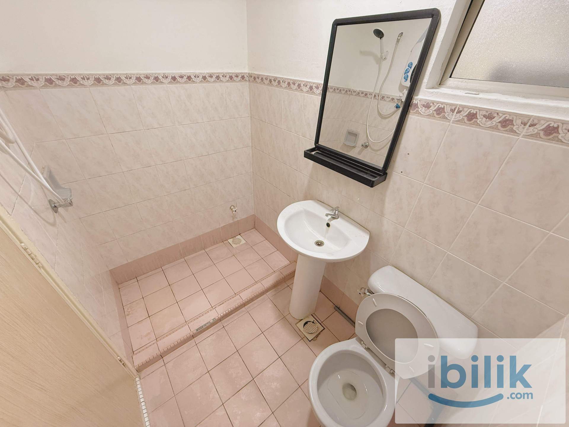 Premium Stylish Master Room for Rent (Mixed Unit - Block H) - Pelangi Damansara Apartment, Kota Damansara  - Image 10