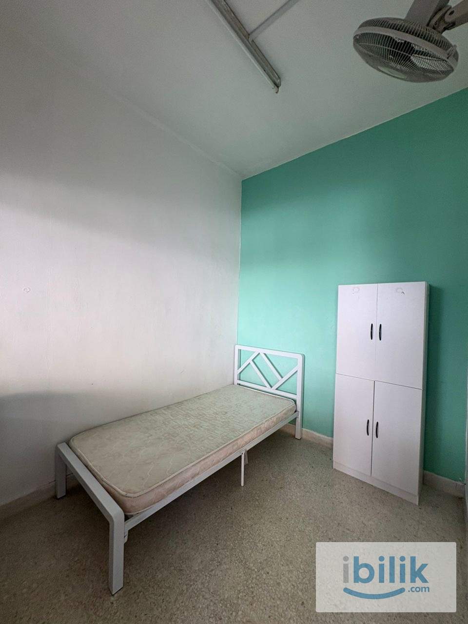 SS2 PJ | Medium Room w Window - Image 1
