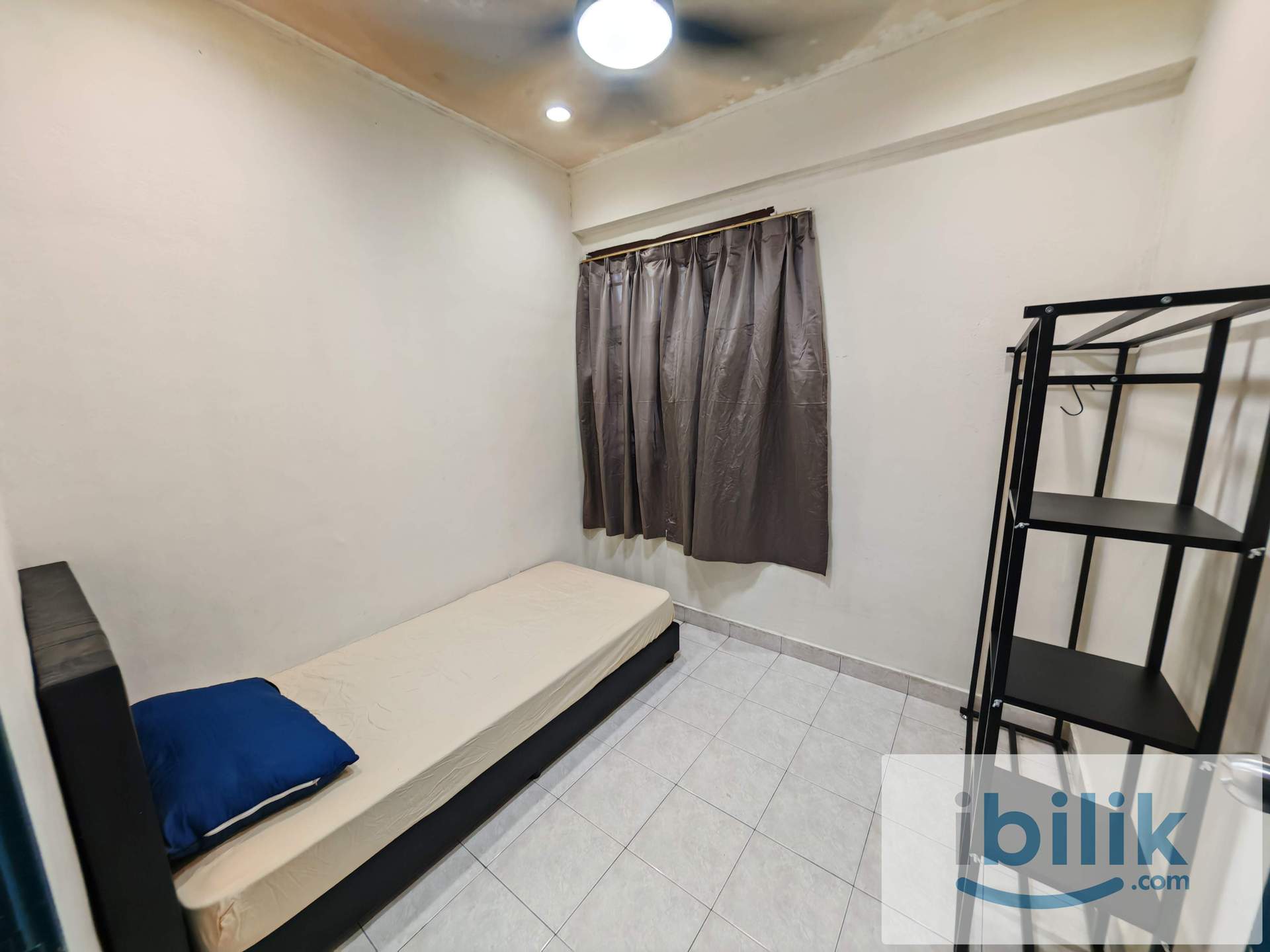 Room Rental - Vista Apartment, Bandar Seri Alam - Image 1
