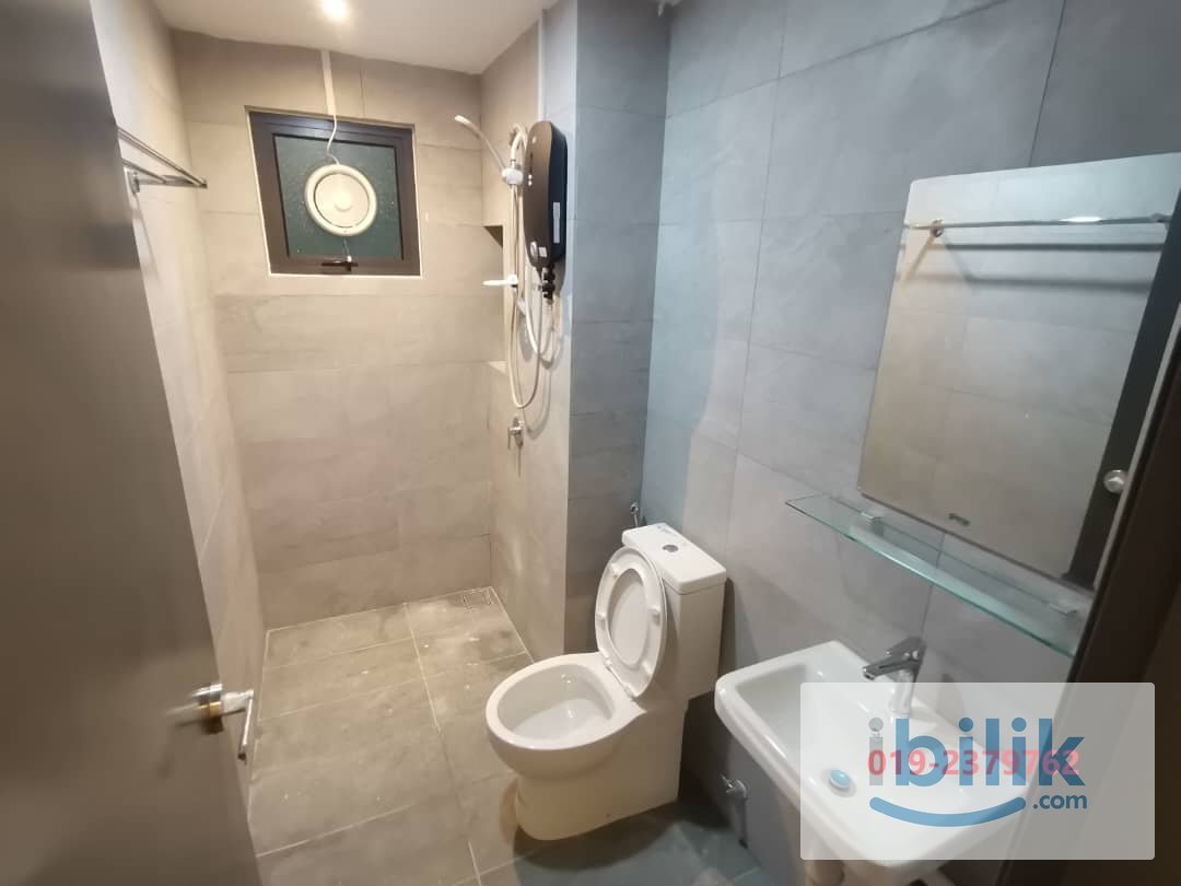 UCSI Residence 2 Studio Room With Kitchen Cabinet - Image 2